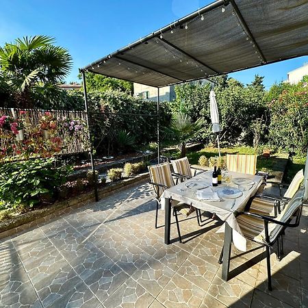 Cute Apartment In Rijeka Near Beach With Parking Extérieur photo