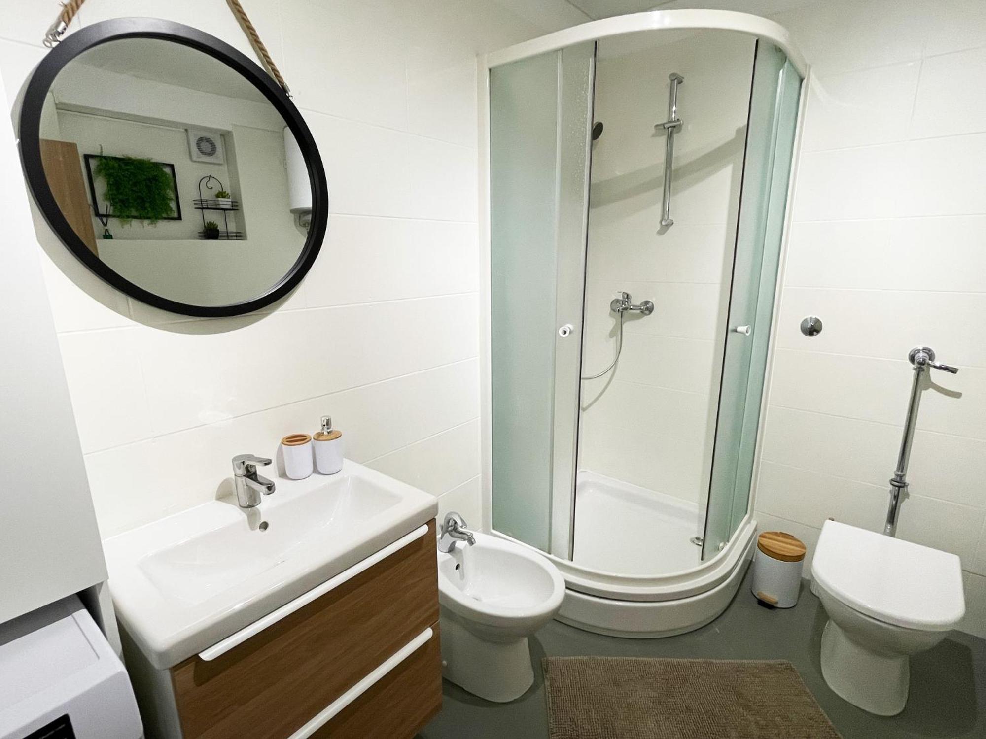 Cute Apartment In Rijeka Near Beach With Parking Extérieur photo