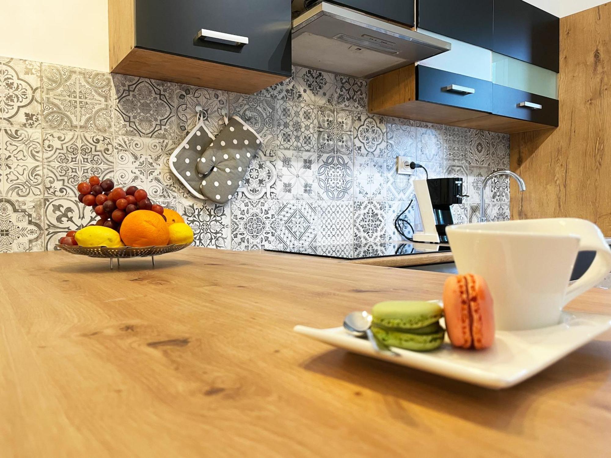 Cute Apartment In Rijeka Near Beach With Parking Extérieur photo